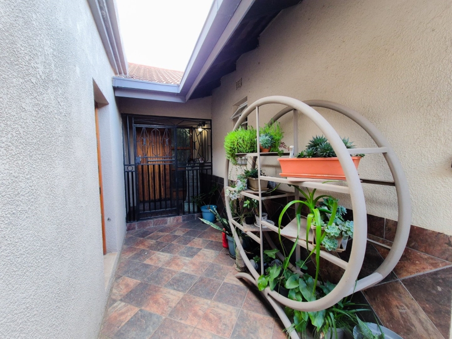 4 Bedroom Property for Sale in Vaalpark Free State